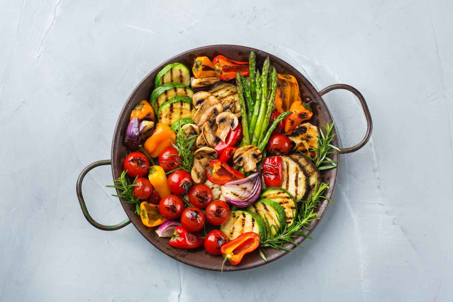 Steamed Vegetable Salad with Herb Sauce 